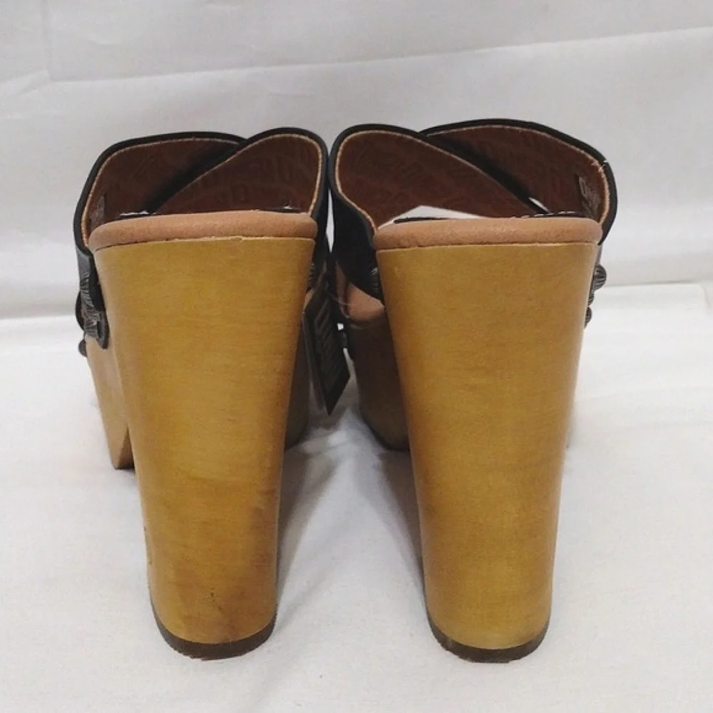 NWT Dingo Driftwood Studded Black Leather Platform Clog Sandals 10M Boho Western